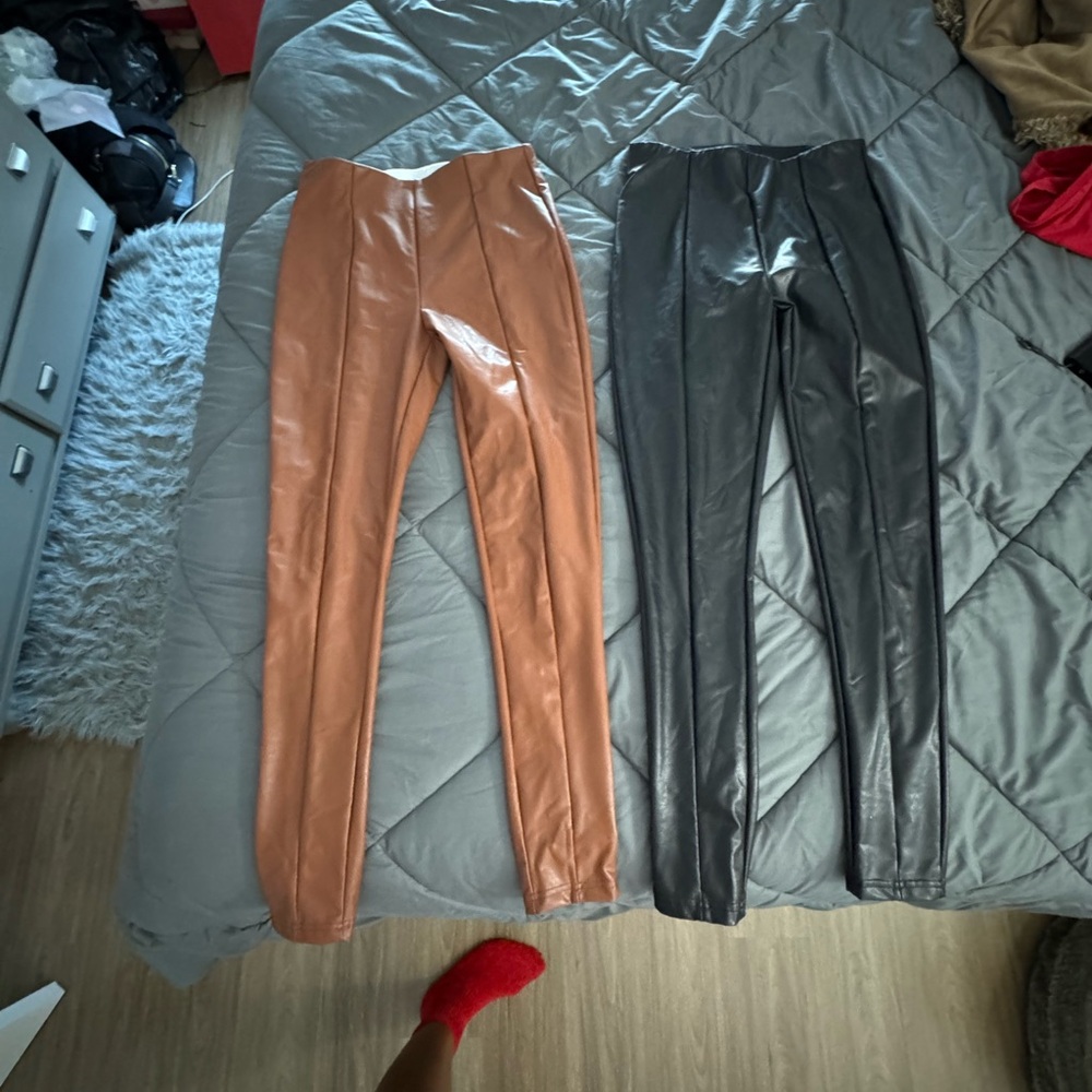 Stylish Women's Black and Tan Pants